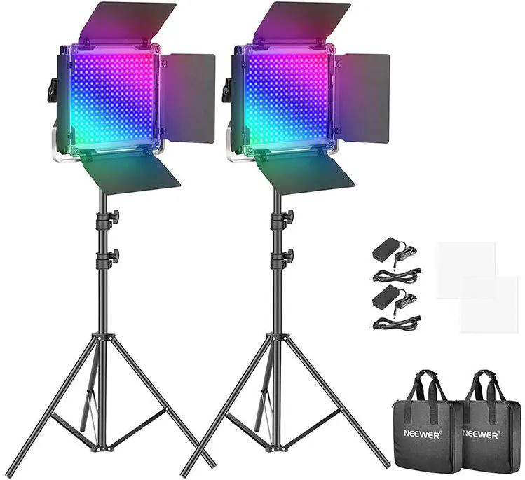 Neewer 660 PRO RGB LED VIDEO LIGHT WITH BARNDOO