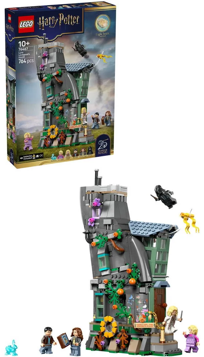 LEGO® Harry Potter TM - Casa Lunei Lovegood 76467, 764 piese