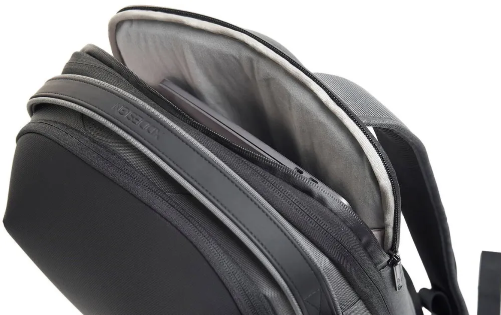 Ghiozdan XD DESIGN BIZZ GREY P/N: P705.932