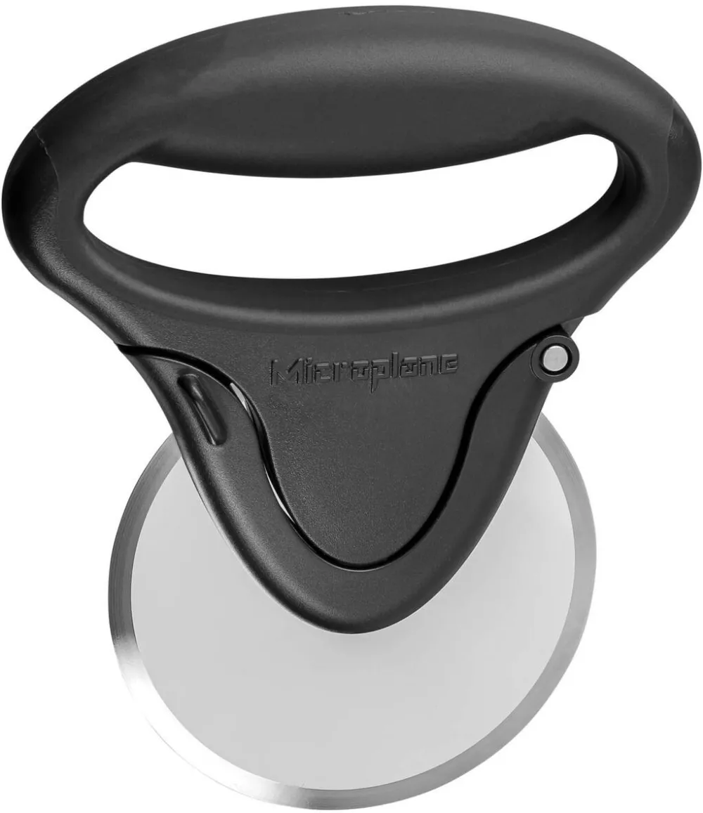 Microplane Pizza cutter black