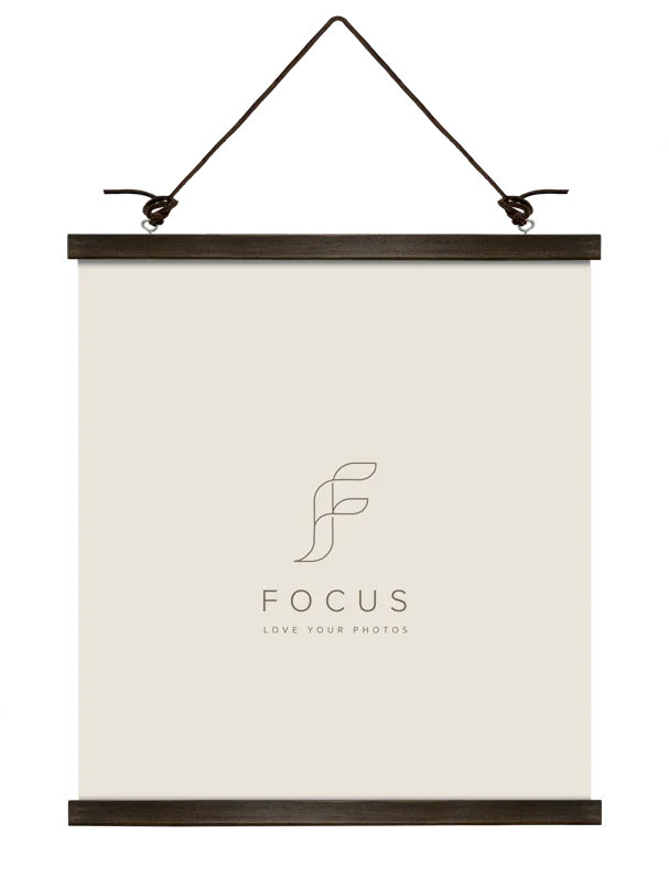 Rama foto FOCUS Poster Hanger Magnetic Walnut 41cm