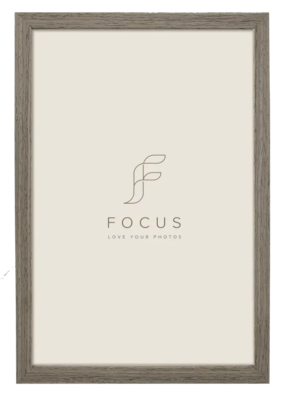 Rama foto FOCUS Grace Walnut 24X30