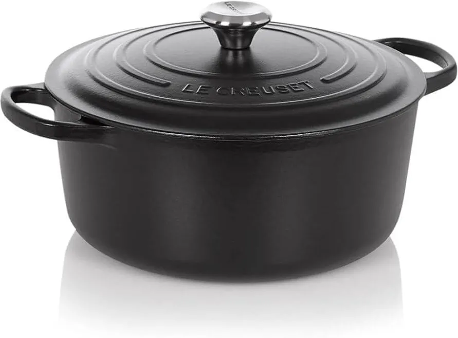 Le Creuset Signature Casserole round 26 cm black