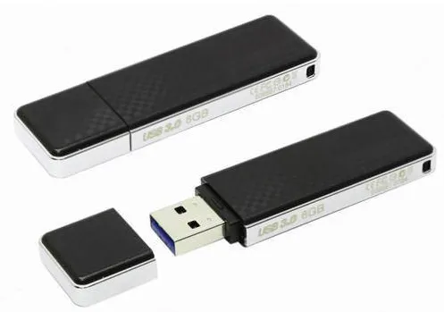 Memorie USB Transcend Jetflash 780 8GB negru