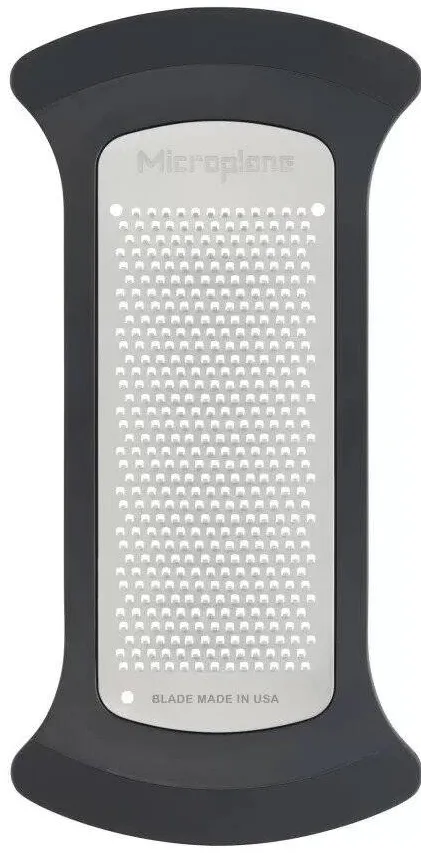 Microplane Razatoare Fina Microplane, otel inoxidabil, antiderapanta, pentru branza, ceapa, morcov, 16cm