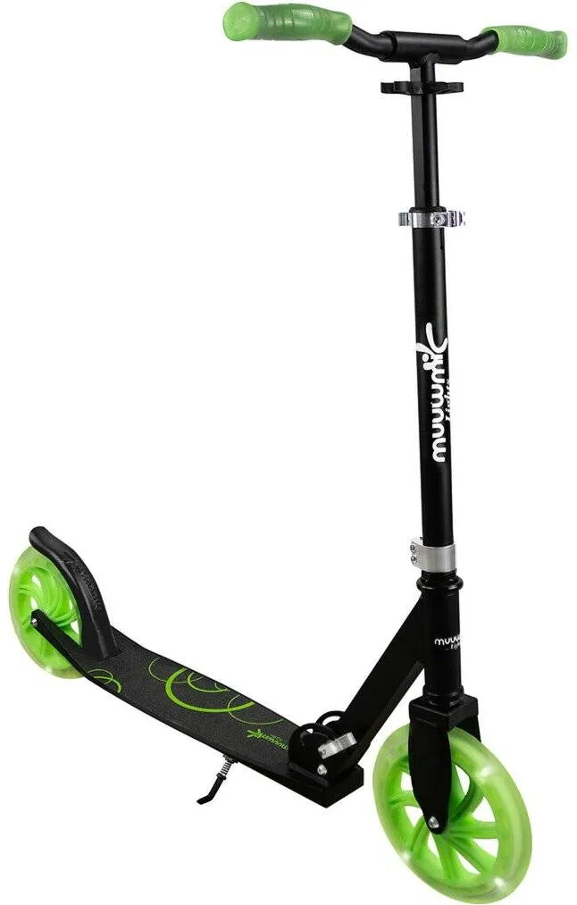 Muuwmi Muuwmi Lights Aluminium Scooter GLOW 215 mm (black/green, with luminous wheels and glow effect)