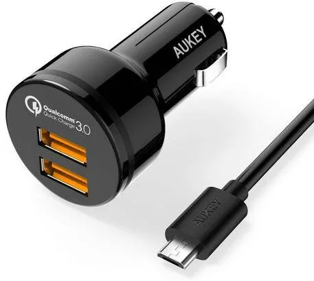 Aukey CC-T8 mobile device charger Black Auto