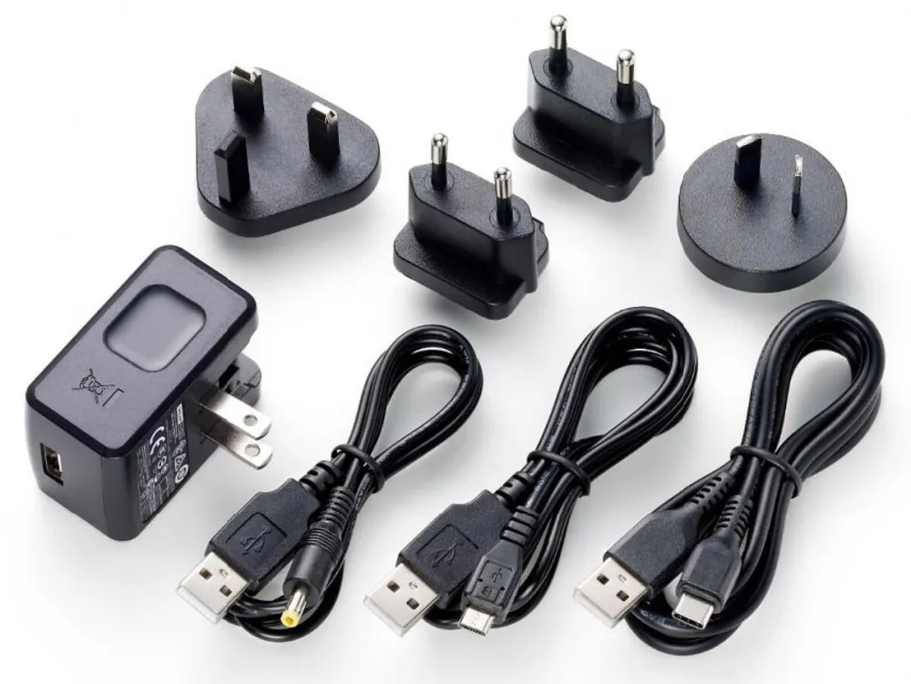Microfon TASCAM Tascam PS-P520U power adapter/inverter Indoor Black