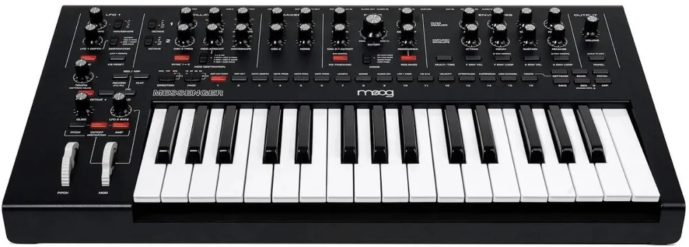moog Messenger - a monophonic analog keyboard synthesizer