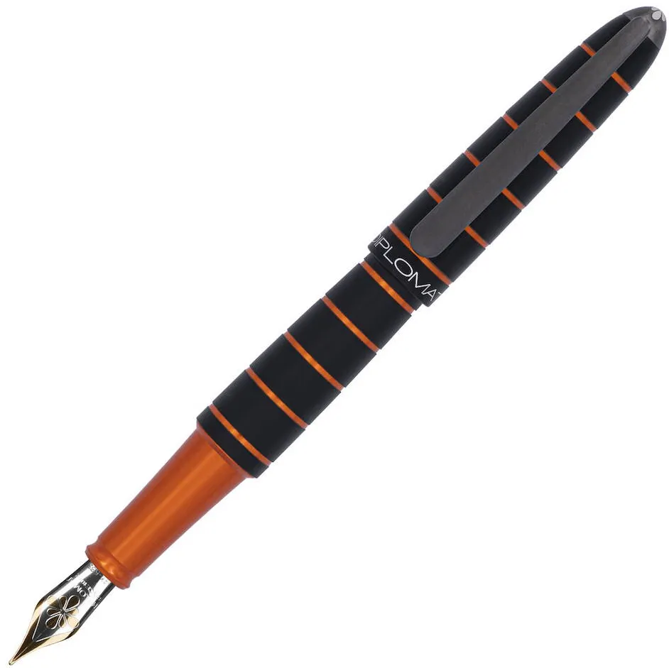 Diplomat Stilou DIPLOMAT Elox Ring, cu penita M, aurita 14kt. - black orange