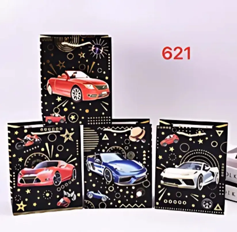 Pungi cadou Punga cadou, carton 210gr, design Car, 26x32x10cm, modele asortate