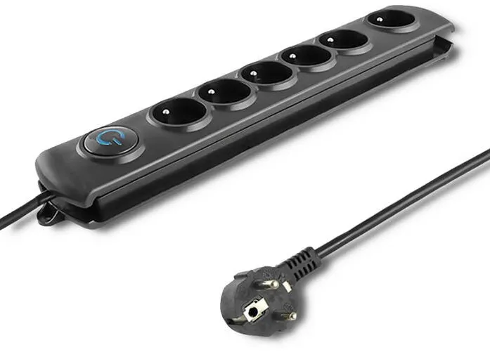 QOLTEC Priza De Alimentare Cu Protectie Impotriva Supratensiunii, Qoltec, 50172, Numar De Prize: 6, Tensiune Nominala: 230V Ac, Curent Nominal: 10A, Plastic (Pp), 380 x 65 x 30 mm, Negru