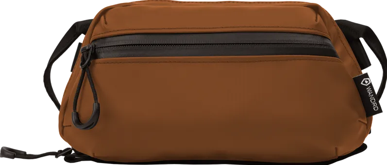 WANDRD Tech Bag Medium Sedona Orange