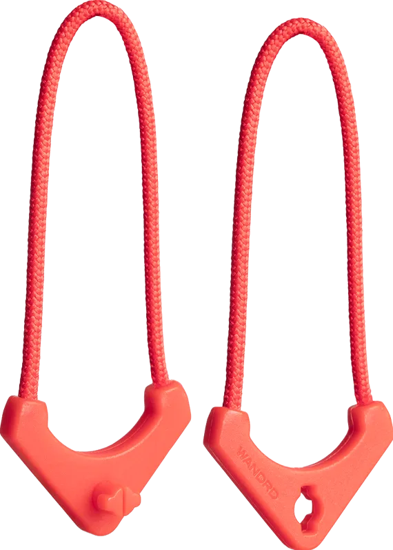 WANDRD WORRYLESS Zipper Puller Red