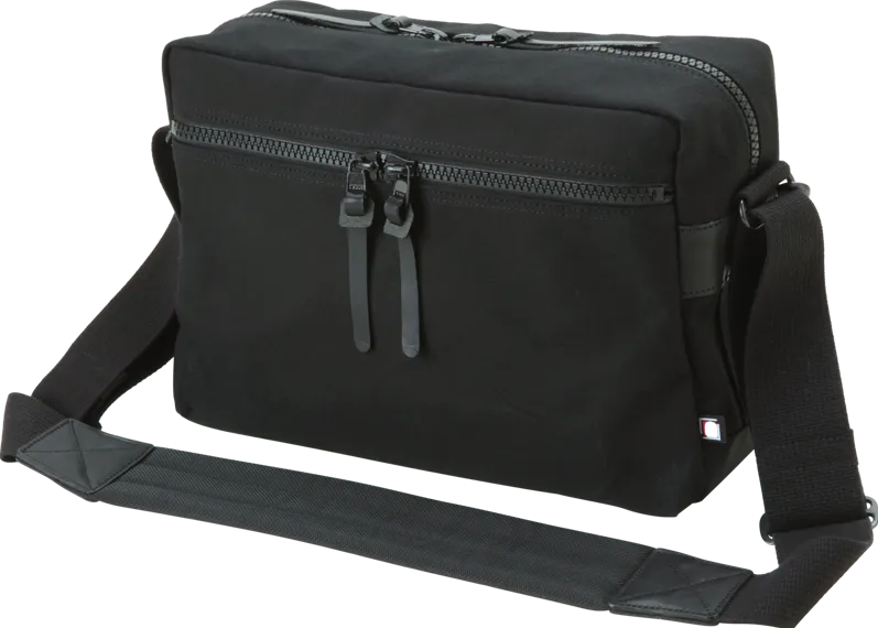 ARTISANARTIST ACAM-3000 Classic Square Shoulder Bag (Slim Type)