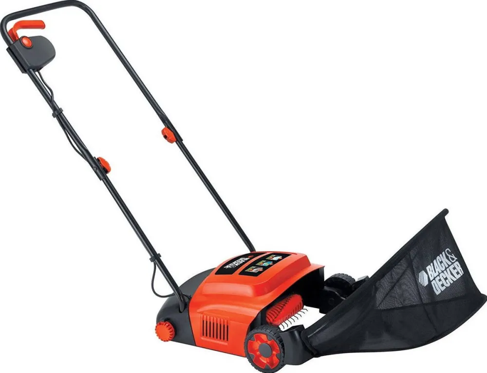 Black & Decker Electric Lawn Aerator 600W GD300-QS