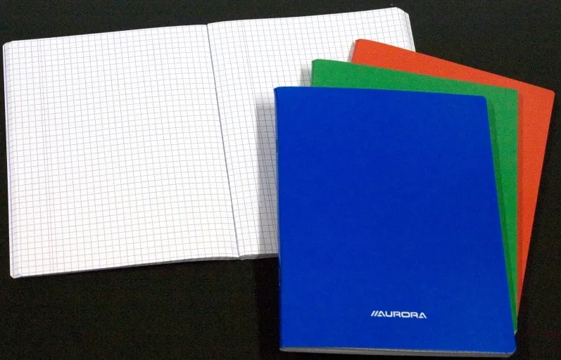 Aurora Caiet A5, 60 file - 80g/mp, liniat stanga, coperta carton laminat, Aurora - matematica