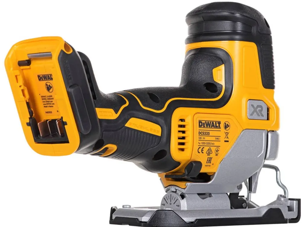 Fierastrau electri DeWalt DCS335NT