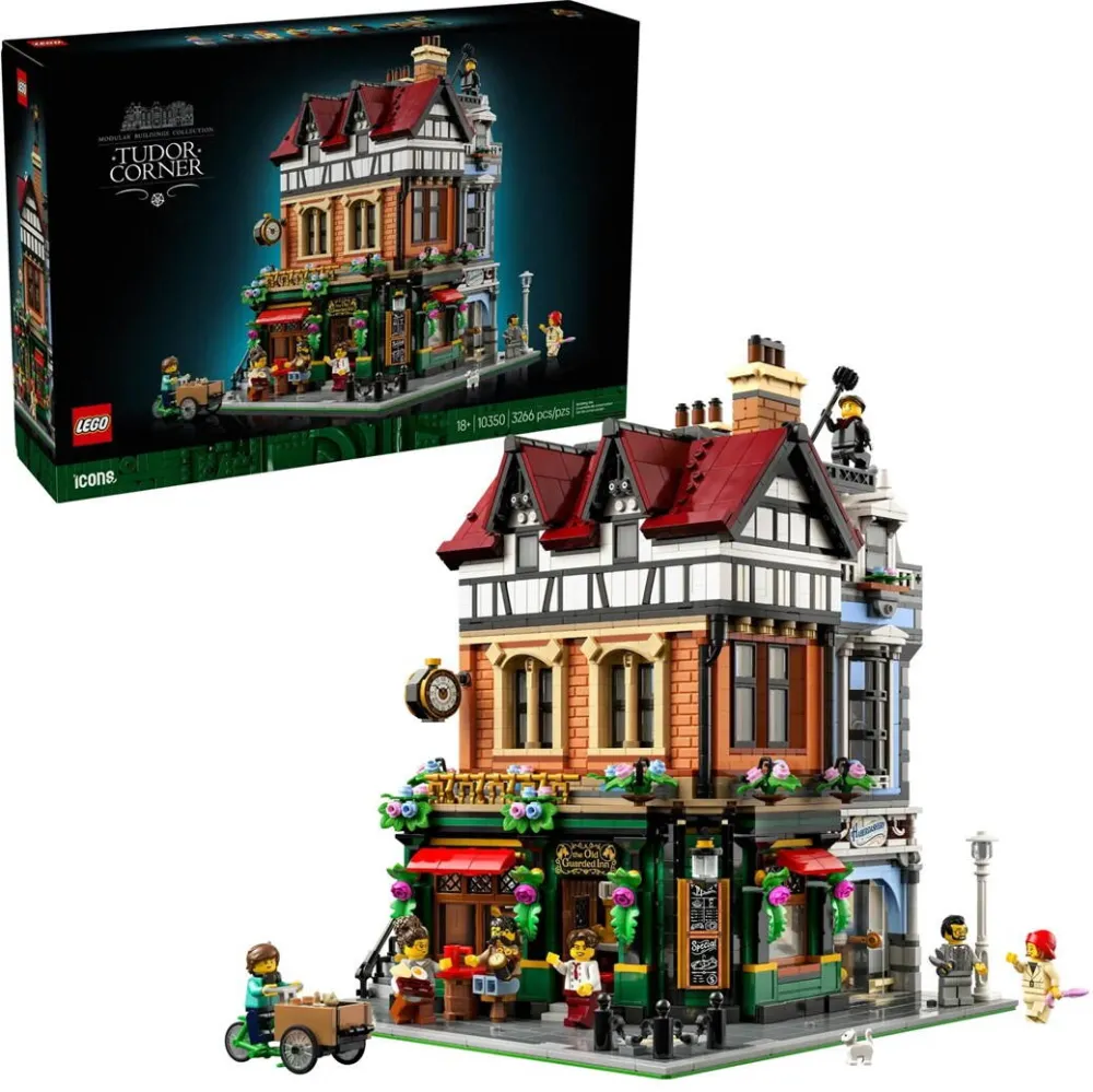 LEGO ICONS 10350 Tudor Corner