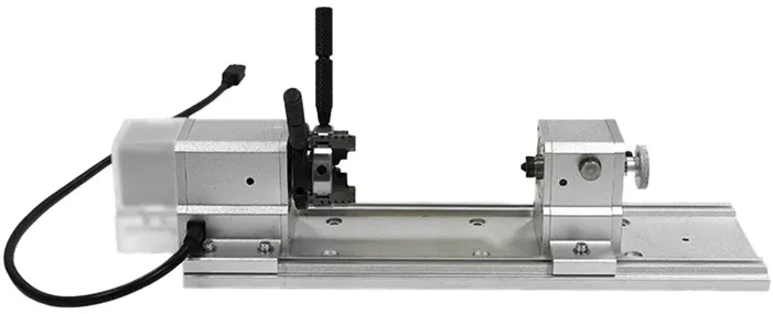Modulul MAKERA Carvera Air cu 4 axe