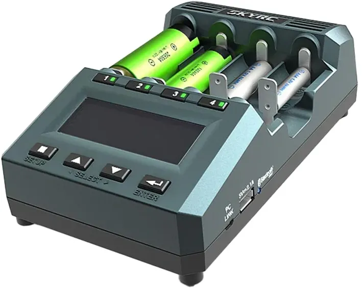 Încărcător SkyRC MC3000 AA / AAA