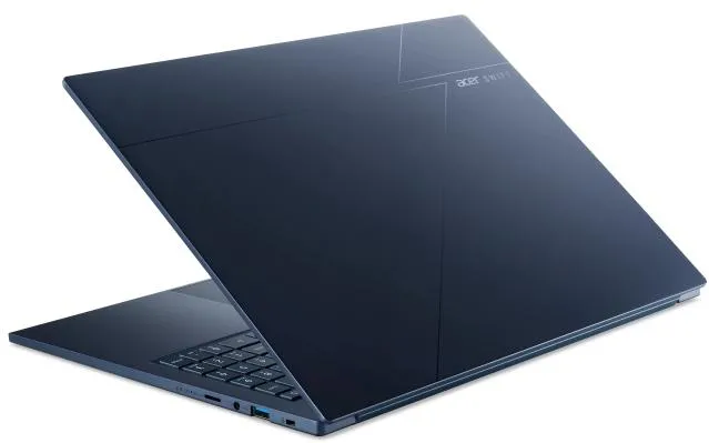 SFG16 AI WUXGA R7 445 16GB 1TB UMA W11H