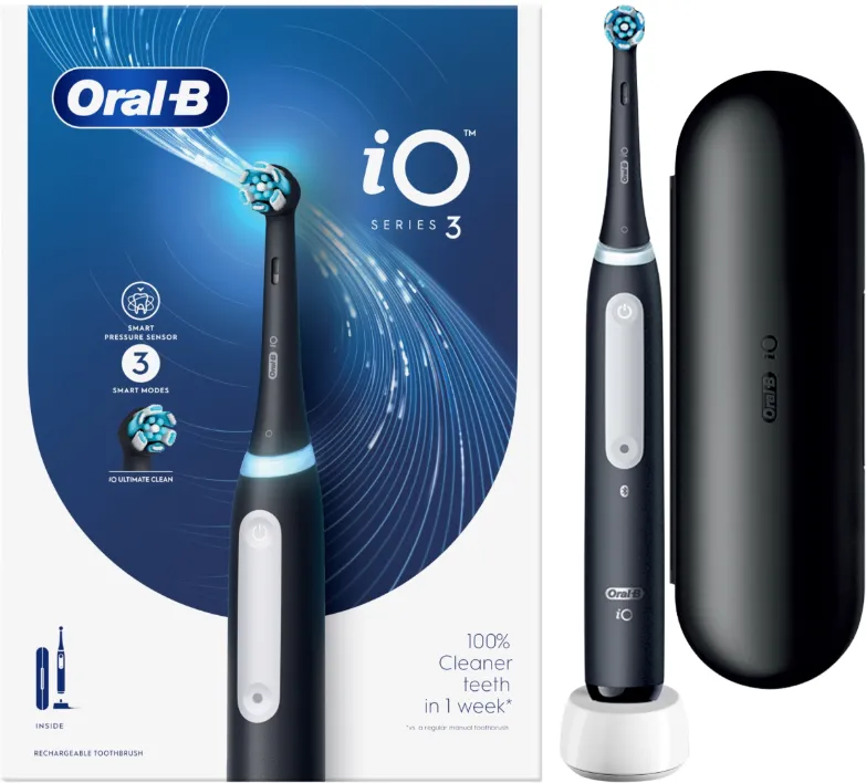 Oral-B iO3 Series Electric toothbrush, Black + Travel case