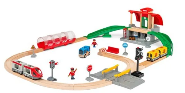 BRIO Large City Train Station Set