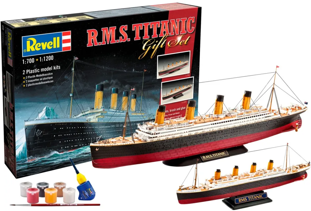 Revell gift set RMS Titanic, model vehicle (two models, scale: 1:700 and 1:1200)