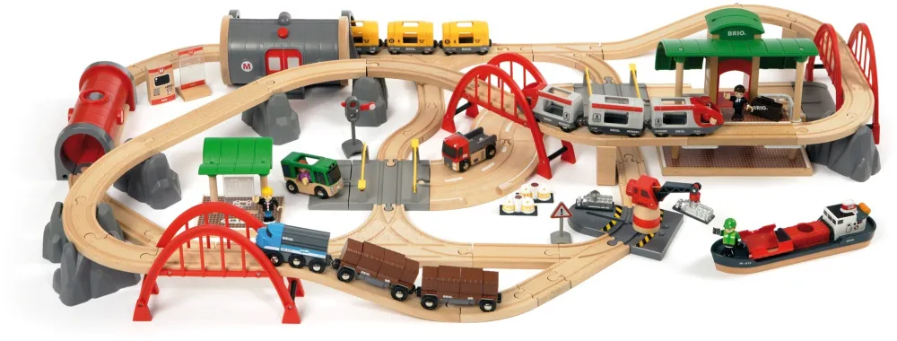 BRIO Deluxe Railway Set (33052)