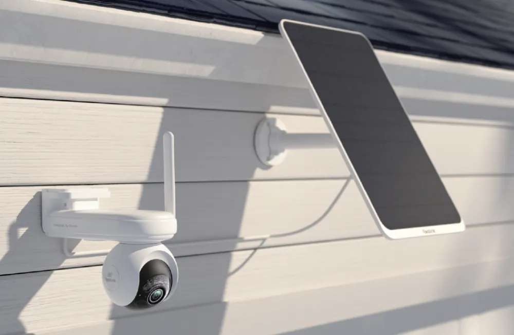 REOLINK CAMERA ALTAS PT ULTRA CU PANOU SOLAR 3