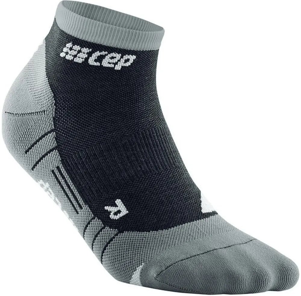 Sosete drumetie compresie CEP Hiking Light Merino Low-Cut gri III 37-42