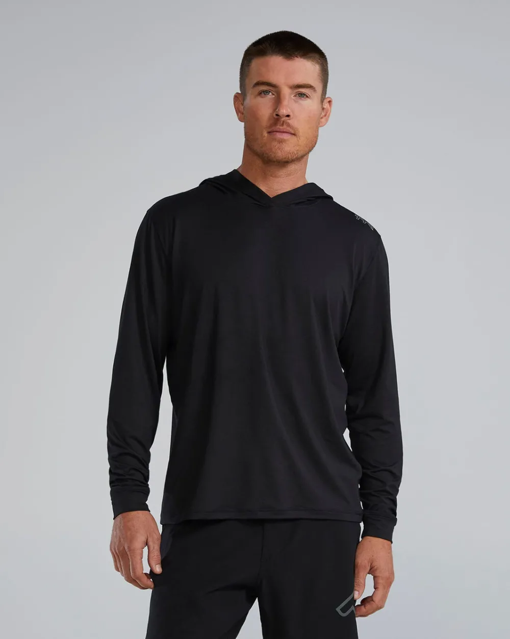 Bluza tehnica cu gluga TYR SLS Tech Performance Hoodie negru L