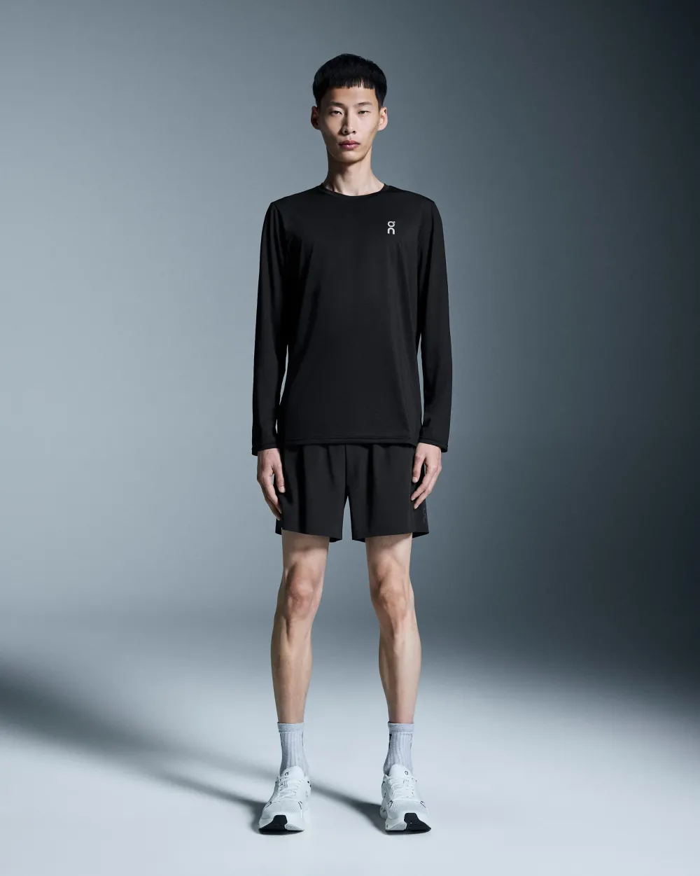 Pantaloni scurti alergare barbati On 5" Performance Shorts negru L