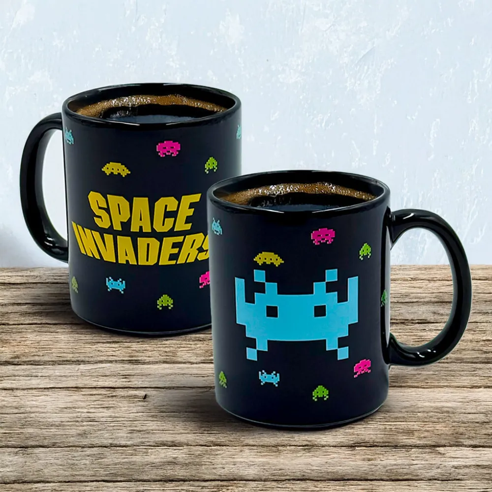 Cana Space Invaders cu schimbare de culoare