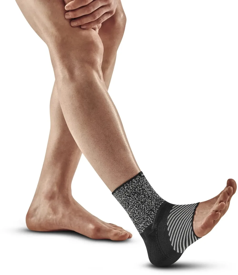 CEP - ortho calcaiul lui Ahile - Max Support Compression - Achilles Sleeve - Black | White - XS
