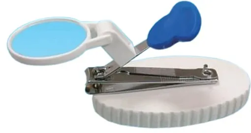 Nail clippers with magnifying glass