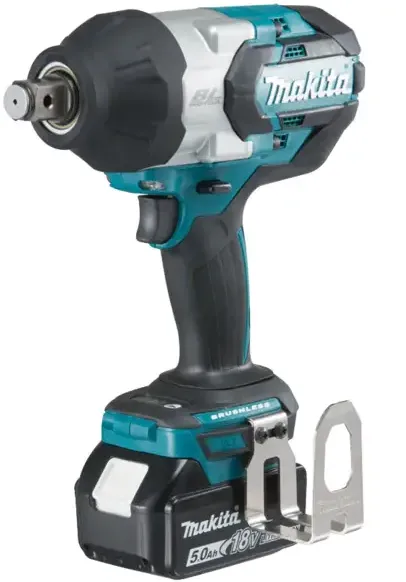 Makita Cheie de strans cu impact pe acumulator DTW1001RTJ, 18 V, 3/4”, 1050 Nm, 2 acumulatori Li-Ion LXT 5.0 Ah, incarcator