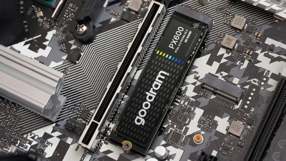 PR-PX600-2K0-80 internal M.2 2000 GB PCI Express 4.0 3D NAND NVMe