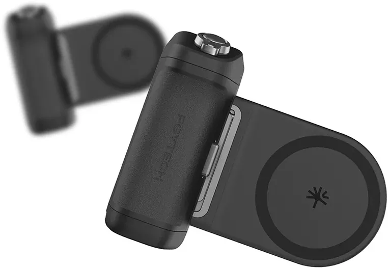 Două suporturi pentru smartphone pe un fundal alb
